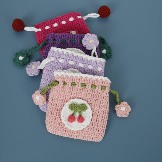 Soft cotton texture and craftsmanship of the crochet pouch